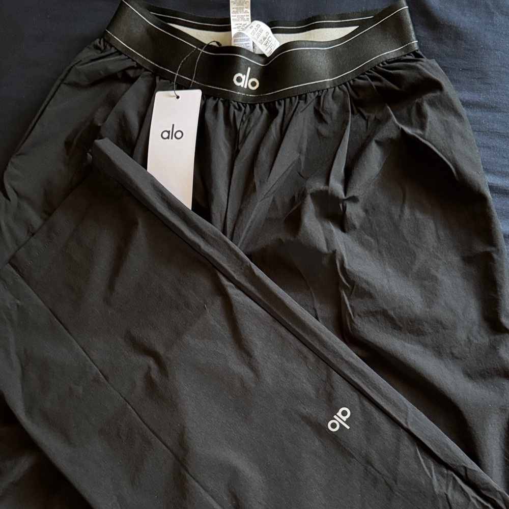 ALO Yoga black  Suit Up Trouser (long)